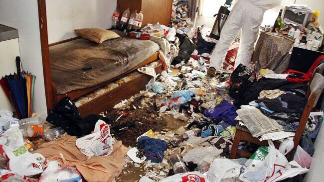 limpieza sindrome de diogenes en valencia - viviendo entre desechos