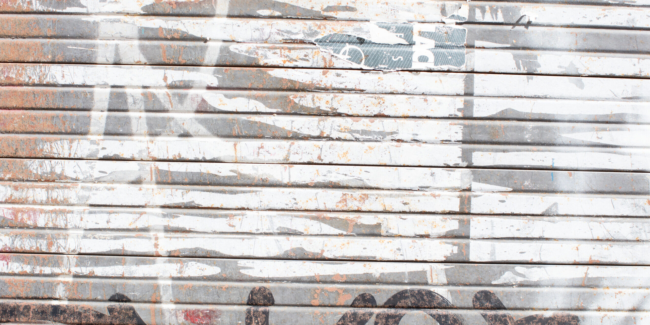 eliminación de grafitis en Valencia-pared