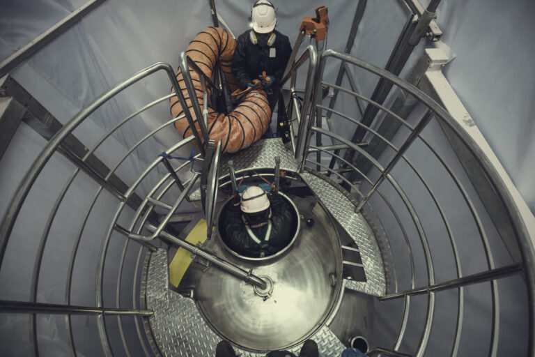 limpieza de conductos de extracción en Valencia-tubo