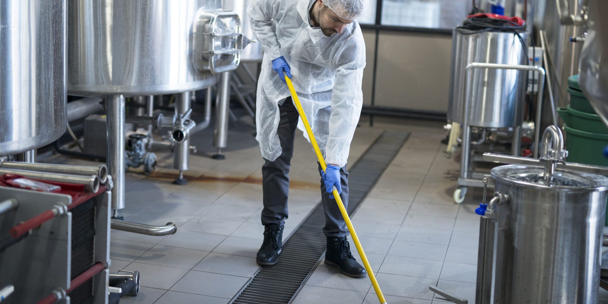 empresa-para-limpieza-industrial-en-valencia-pisos